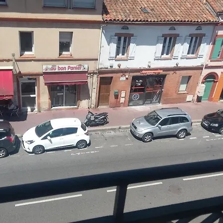Apartment T3, 65 M2, Proche De La Gare Et Des Commerces